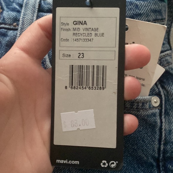 Mid-Length Jean Shorts - Picture 4 of 4